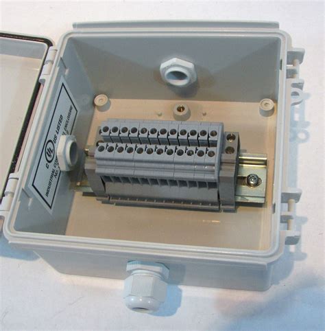 splice in plastic junction box|splicing electrical wires junction box.